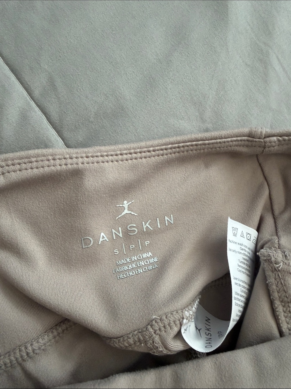 Woman’s leggings 5 pairs - Picture 3 of 6